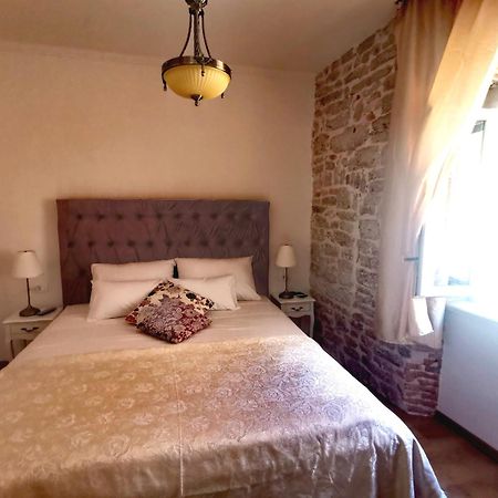 L&L Rooms Royal Šibenik Szoba fotó