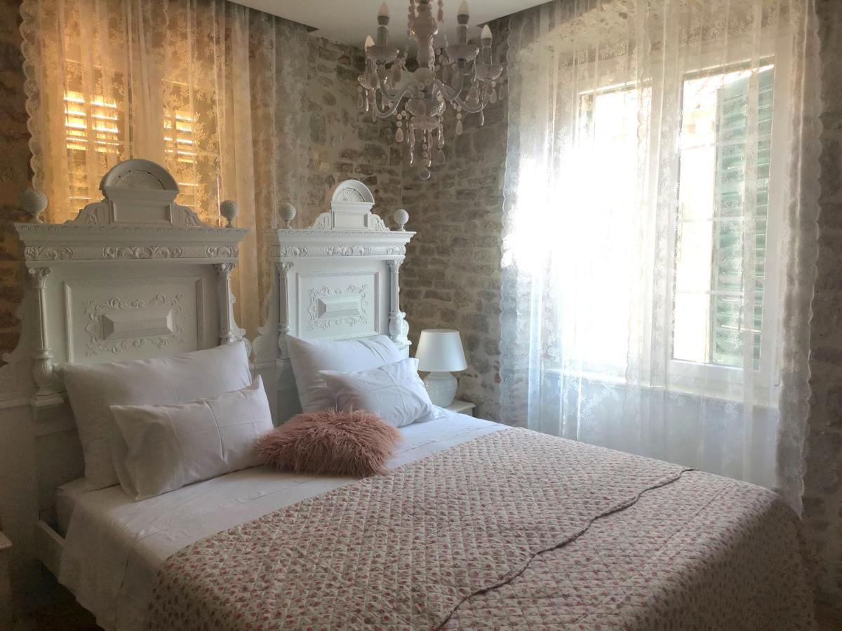 L&L Rooms Royal Šibenik Kültér fotó