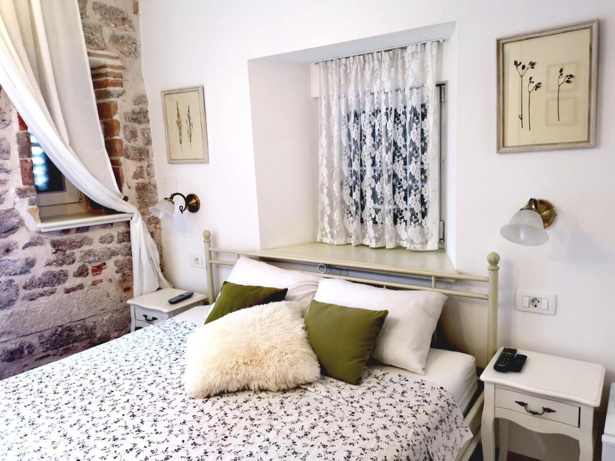 L&L Rooms Royal Šibenik Kültér fotó
